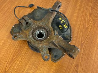 bontott SUZUKI SPLASH Bal első Csonkállvány Kerékaggyal