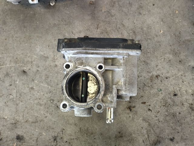 bontott SUZUKI SPLASH Fojtószelep (Elektromos)