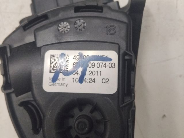 bontott SUZUKI SPLASH Gázpedál (Elektromos)