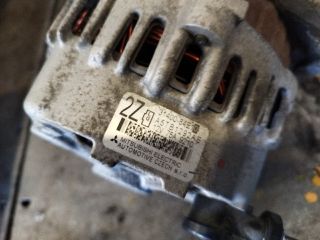 bontott SUZUKI SPLASH Generátor