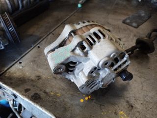 bontott SUZUKI SPLASH Generátor