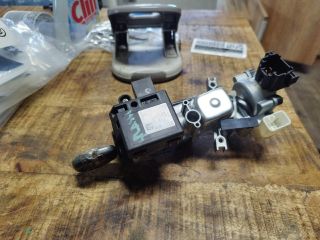 bontott SUZUKI SPLASH Gyújtáskapcsoló Házzal