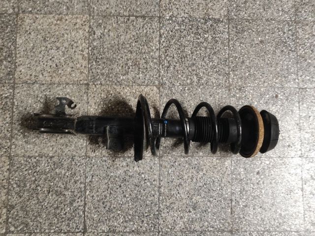 bontott SUZUKI SPLASH Jobb első Gólyaláb (Lengécsillapító, Rugó)