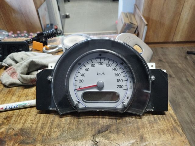 bontott SUZUKI SPLASH Kilométeróra