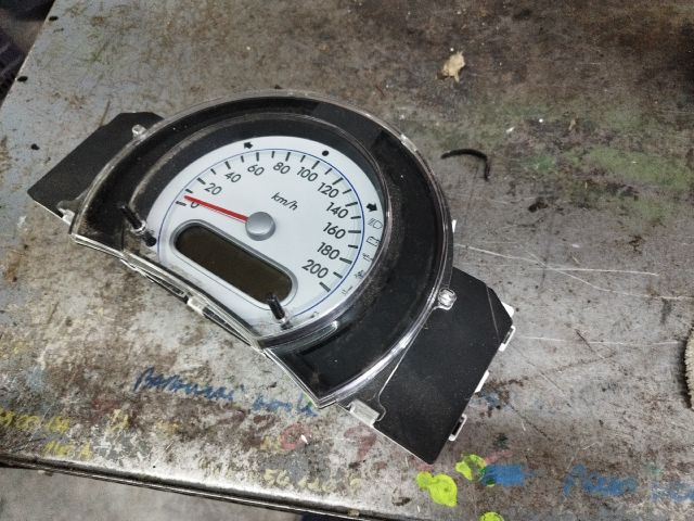 bontott SUZUKI SPLASH Kilométeróra