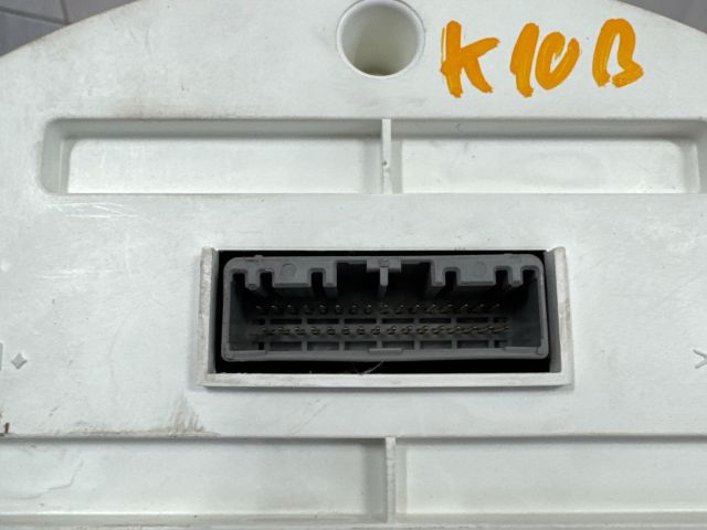 bontott SUZUKI SPLASH Kilométeróra