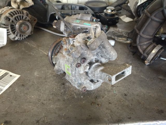 bontott SUZUKI SPLASH Klímakompresszor