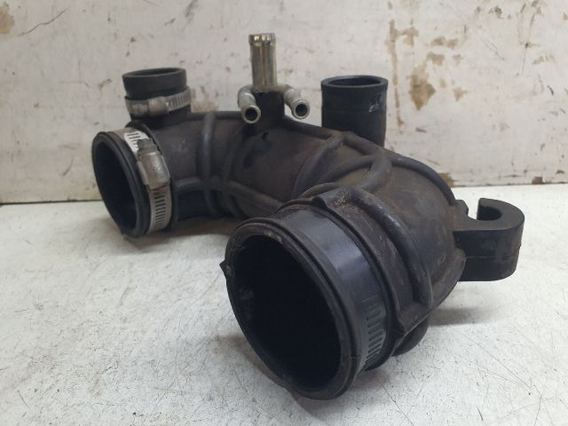 bontott SUZUKI SPLASH Légbeömlő Cső