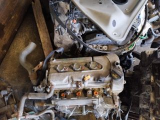 bontott SUZUKI SPLASH Motor (Fűzött blokk hengerfejjel)