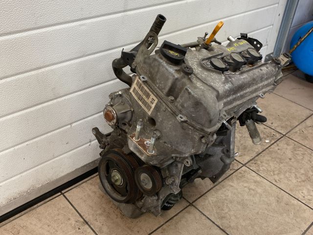 bontott SUZUKI SPLASH Motor (Fűzött blokk hengerfejjel)