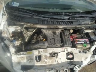 bontott SUZUKI SPLASH Motor (Fűzött blokk hengerfejjel)