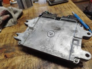 bontott SUZUKI SPLASH Motorvezérlő