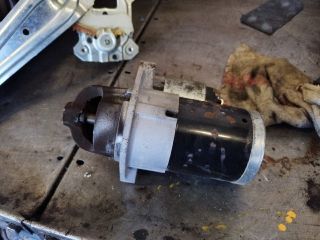 bontott SUZUKI SPLASH Önindító