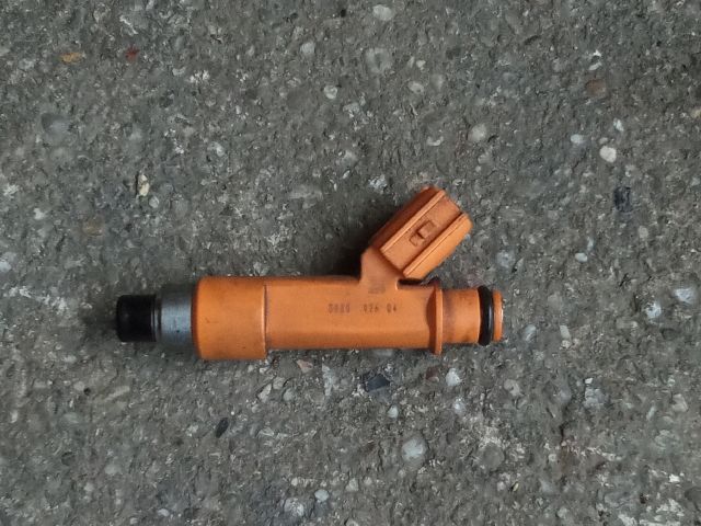 bontott SUZUKI SPLASH Porlasztó (1 db)