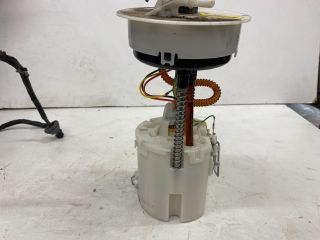 bontott SUZUKI SPLASH Üzemanyag Szivattyú