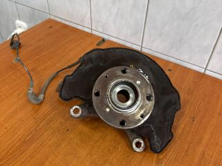 bontott SUZUKI SPLASH Bal első Csonkállvány Kerékaggyal