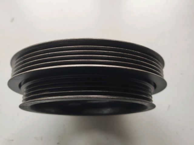 bontott SUZUKI SPLASH Főtengely Szíjtárcsa