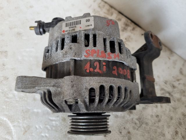 bontott SUZUKI SPLASH Generátor