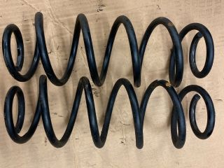 bontott SUZUKI SPLASH Hátsó Rugó Pár