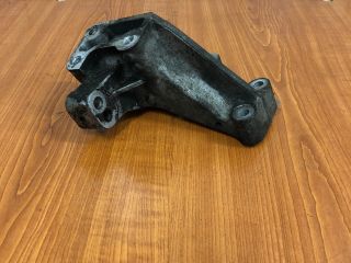 bontott SUZUKI SPLASH Motor Tartó Bak (Fém)