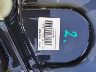 bontott SUZUKI SPLASH Tank