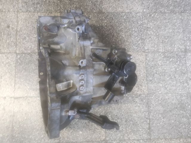 bontott SUZUKI SPLASH Váltó (Mechanikus)