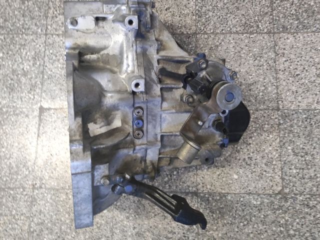 bontott SUZUKI SPLASH Váltó (Mechanikus)