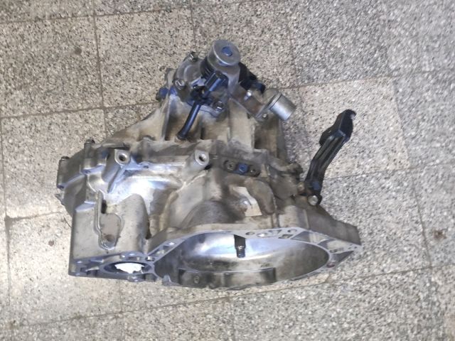 bontott SUZUKI SPLASH Váltó (Mechanikus)