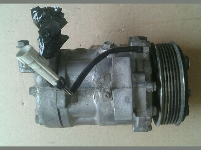 bontott SUZUKI SPLASH Klímakompresszor