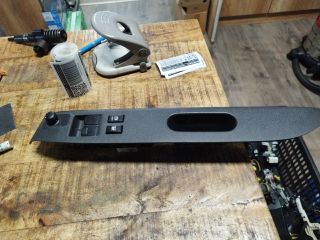 bontott SUZUKI SPLASH Ablakemelő és Tükör Kapcsoló