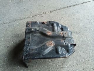 bontott SUZUKI SPLASH Akkumulátor Tartó