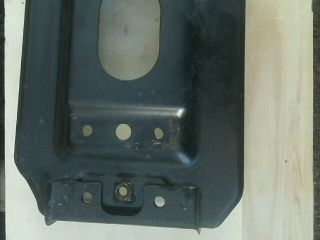 bontott SUZUKI SPLASH Akkumulátor Tartó