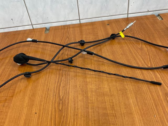 bontott SUZUKI SPLASH Antenna