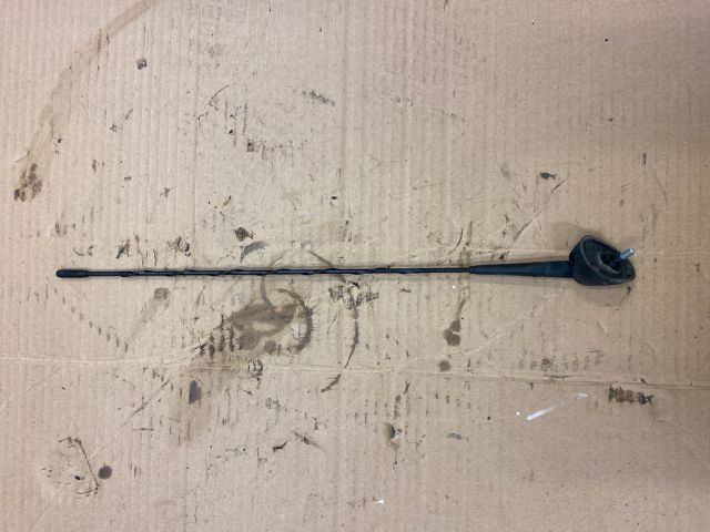 bontott SUZUKI SPLASH Antenna