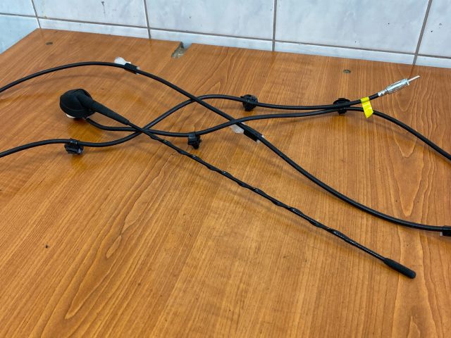 bontott SUZUKI SPLASH Antenna