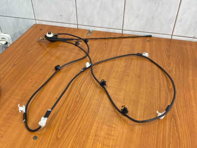 bontott SUZUKI SPLASH Antenna