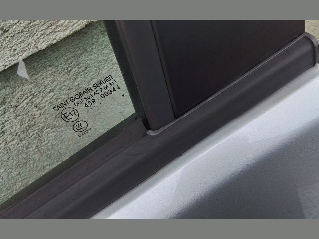 bontott SUZUKI SPLASH Bal első Ablak