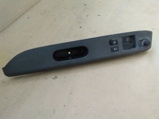 bontott SUZUKI SPLASH Bal első Ablakemelő Kapcsoló