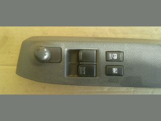 bontott SUZUKI SPLASH Bal első Ablakemelő Kapcsoló