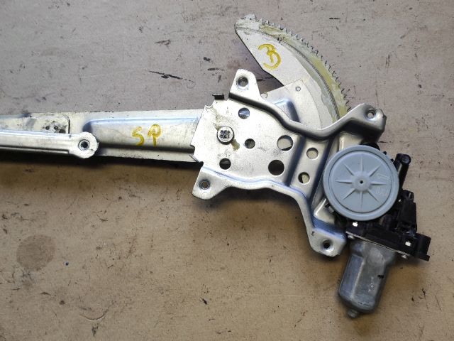 bontott SUZUKI SPLASH Bal első Ablakemelő Szerkezet (Elektromos)