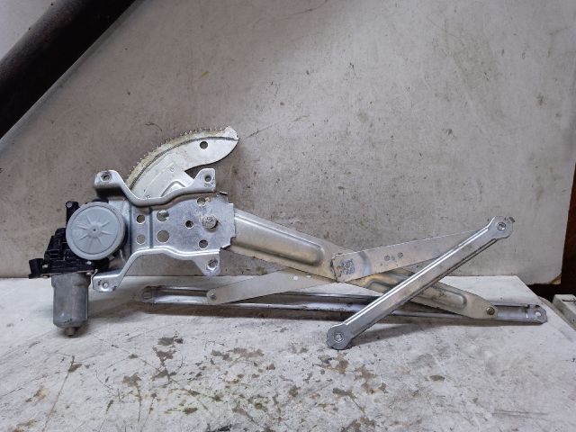 bontott SUZUKI SPLASH Bal első Ablakemelő Szerkezet (Elektromos)