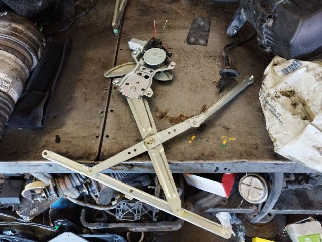 bontott SUZUKI SPLASH Bal első Ablakemelő Szerkezet (Elektromos)