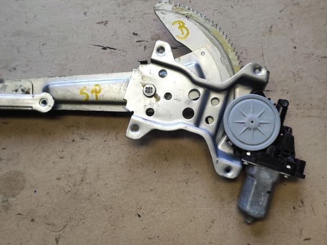 bontott SUZUKI SPLASH Bal első Ablakemelő Szerkezet (Elektromos)