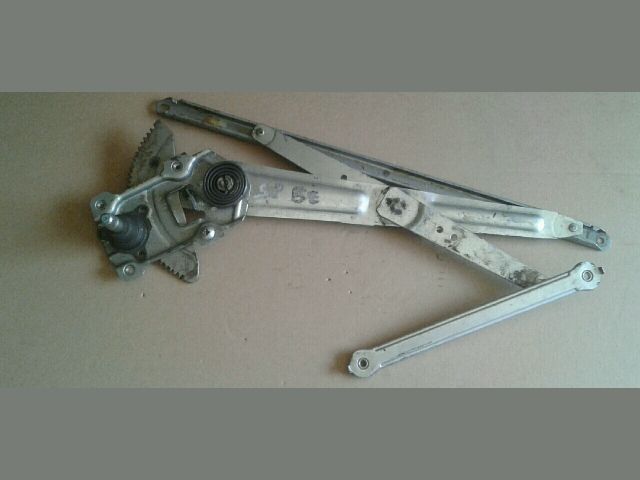 bontott SUZUKI SPLASH Bal első Ablakemelő Szerkezet (Mechanikus)