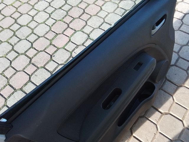 bontott SUZUKI SPLASH Bal első Ajtó (Részeivel)