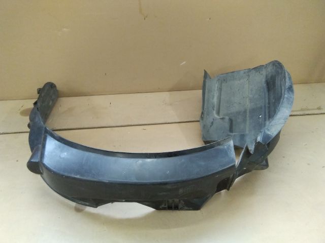 bontott SUZUKI SPLASH Bal első Első Dobbetét (Kerékjárati, Műanyag)