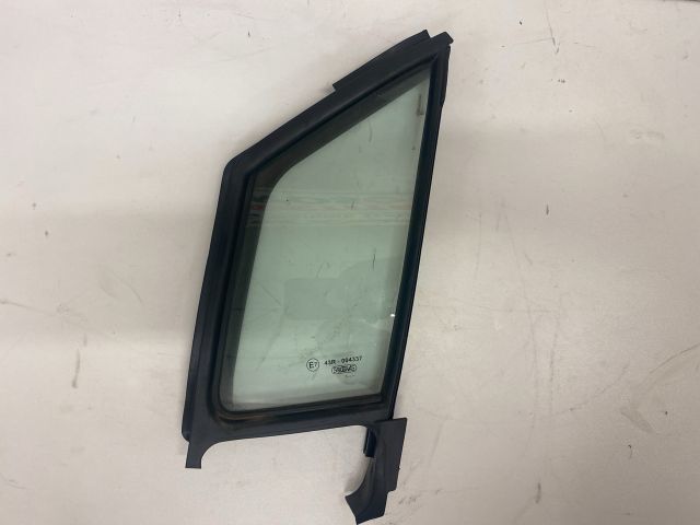 bontott SUZUKI SPLASH Bal első Fixüveg (Ajtóban)