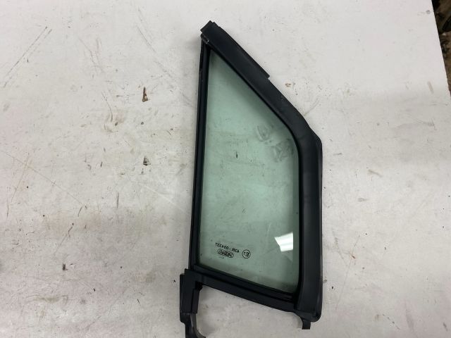 bontott SUZUKI SPLASH Bal első Fixüveg (Ajtóban)