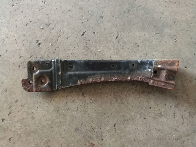 bontott SUZUKI SPLASH Bal első Futómű Kitámasztó