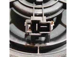 bontott SUZUKI SPLASH Bal első Hangszóró